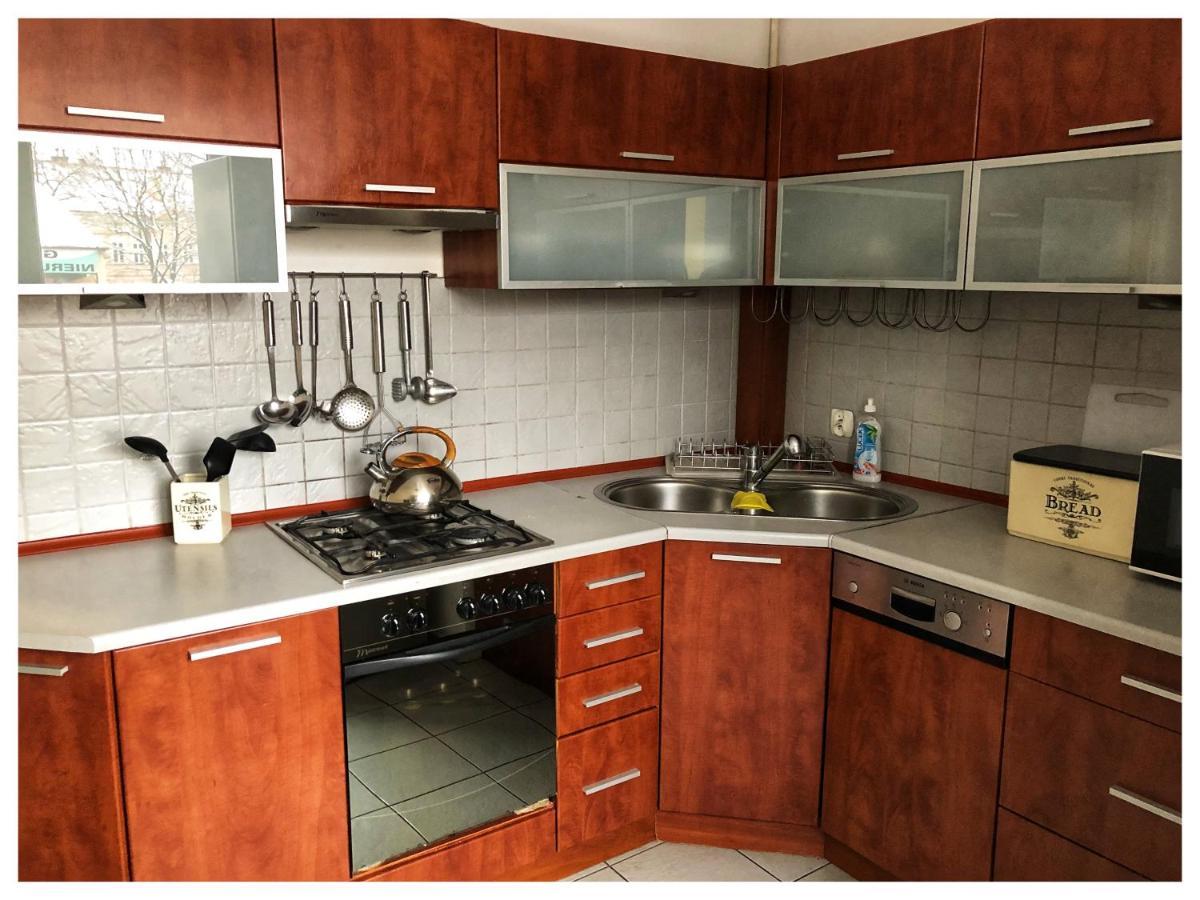 Kwadrat B&B Jalowego Rzeszow Ngoại thất bức ảnh